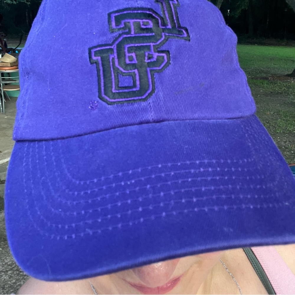 LSU TIGERS EMBROIDERED BASEBALL HAT CAP LOUISIANA STATE UNIVERSITY GUC BLACK